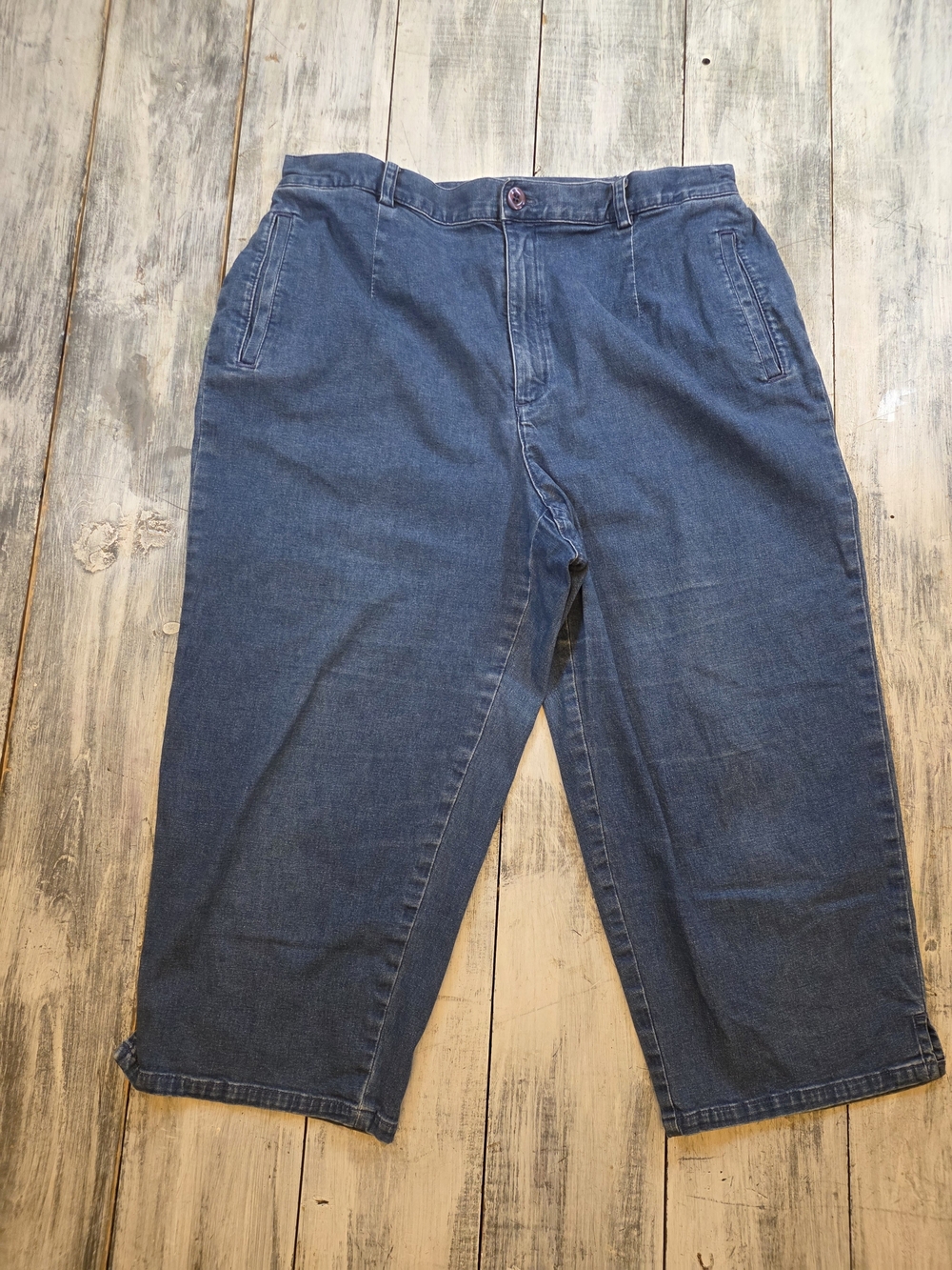 Emma James By Liz Claiborne Women's Dark Blue Cropped Jeans sz 16W